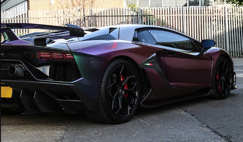 Extra car 6