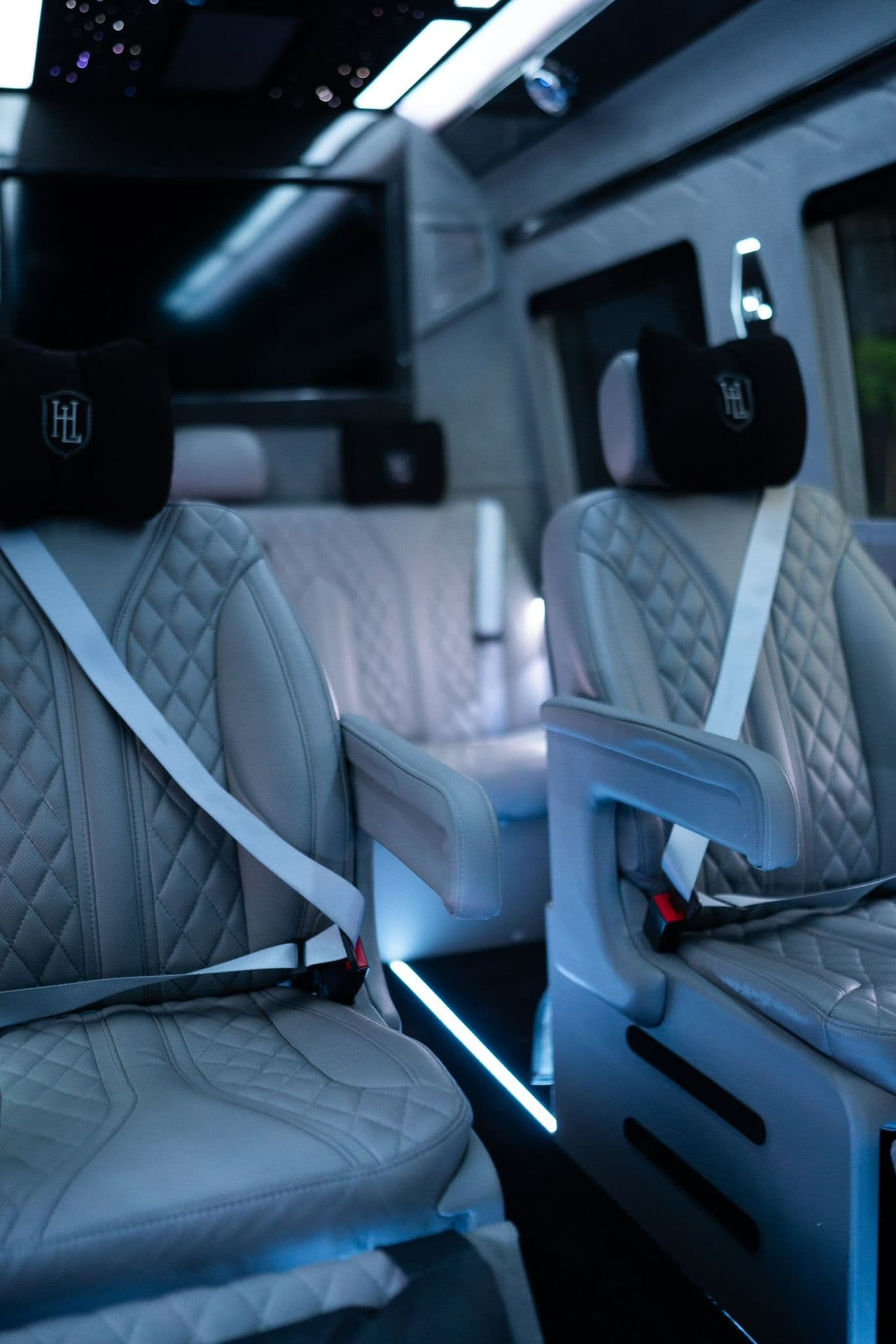 Sse Mini Bus Mercedes VIP Minibus Hire | POA | Vitesse Supercars